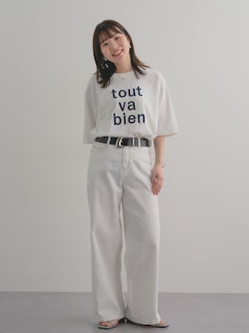 「nissen（ニッセン）の綿１００％立体ロゴ刺しゅうルーズシルエットこなれTシャツ＜大きいサイズ有＞（Tシャツ/カットソー、ホワイト系）」を使った、ちささん（レディース・158cm）の春コーディネート