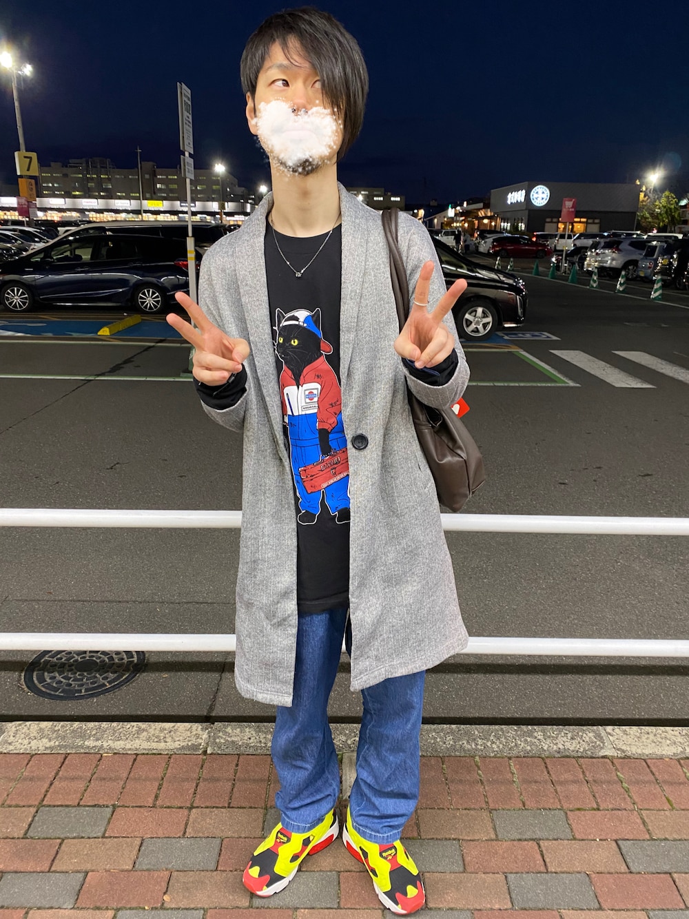 「オトナカジュアル、お洒落さんとつながりたい、peaceful、障害者コーデ」｜「Reebokのアイテム（スリッポン、イエロー系）」を使った、coro助さん（メンズ・178cm）の冬コーディネートの1枚目の写真