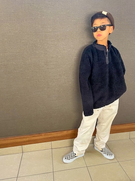 「ステッチ」｜「アイテム（スリッポン）」を使った、わにさん（キッズ・129cm）の春コーディネート