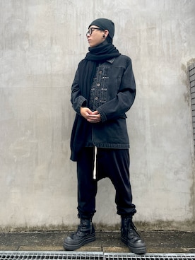 「DRKSHDW by RICK OWENS（ダークシャドウ バイ リックオウエンス）のアイテム（パンツ）」を使った、クロカワ　リオさん（メンズ・170cm）の秋コーディネート