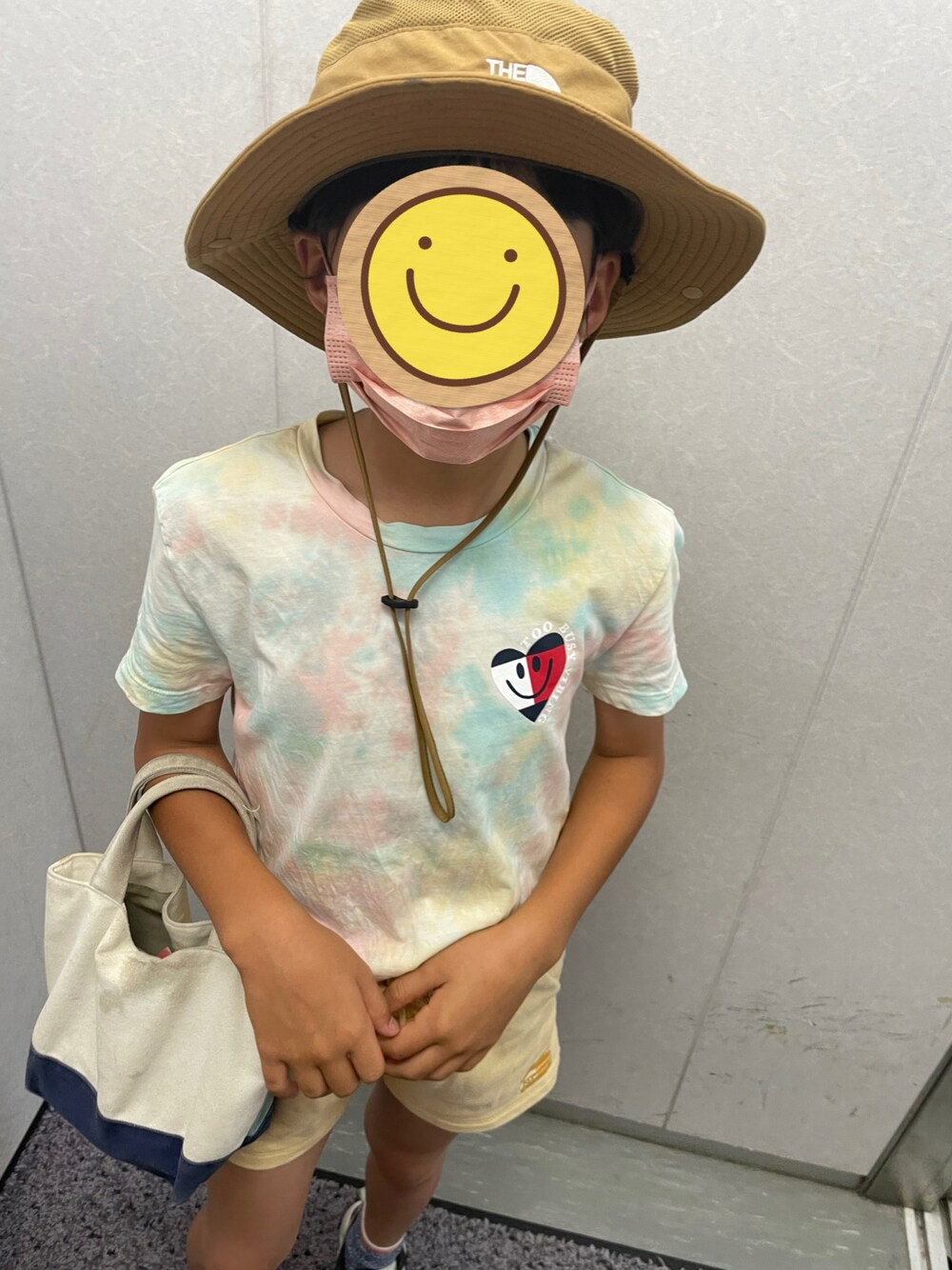「ノースフェイス、TOMMY HILFIGER、ナイキ」｜「THE NORTH FACEの【WEB限定】＜THE NORTH FACE(ザ ノースフェイス)＞ブリマー ハット -ユニセックス-（ハット、ベージュ系）」を使った、ぽんちゃんさん（レディース・155cm）の夏コーディネートの1枚目の写真