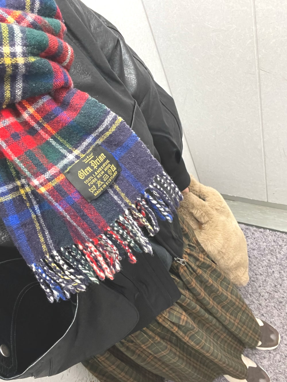 「フリークスストア」｜「human womanのアイテム（マフラー、レッド系）」を使った、ぽんちゃんさん（レディース・155cm）の冬コーディネートの1枚目の写真