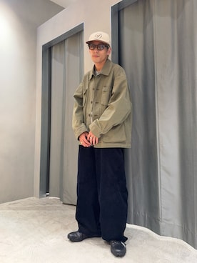 「アイテム（ミリタリージャケット）」を使った、SHINさん（メンズ・167cm）の秋コーディネート