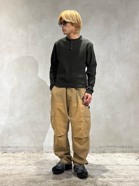 「アイテム（カーゴパンツ、ベージュ系）」を使った、SHINさん（メンズ・167cm）の秋コーディネート