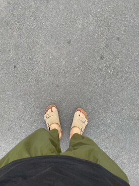 「kolor（カラー）のアイテム（スラックス）」を使った、桥豆麻袋さん（メンズ・173cm）の夏コーディネート