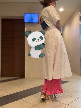 「アイテム（チューブトップ）」を使った、みみこさん（レディース・162cm）の夏コーディネート