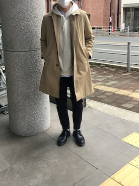 「ストライプ」｜「アイテム（ステンカラーコート）」を使った、S24さん（メンズ・178cm）の秋コーディネート