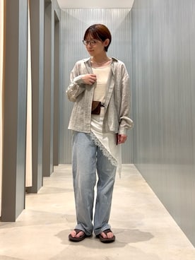 「SMELLY（スメリー）のサテンレースサンカクスカーフ（バンダナ/スカーフ、ホワイト系）」を使った、Ayaneさん（レディース・165cm）の夏コーディネート
