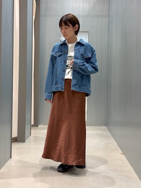 「URBAN RESEARCH DOORS（アーバンリサーチドアーズ）のアイテム（Tシャツ/カットソー）」を使った、Ayaneさん（レディース・165cm）の秋コーディネート