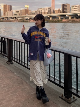 「アイテム（パーカー）」を使った、momoさん（レディース・156cm）の秋コーディネート