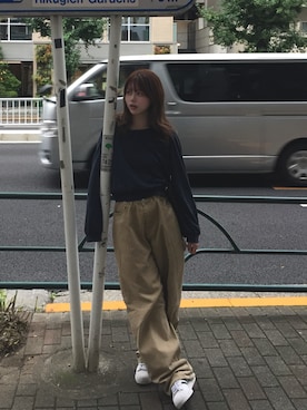 「adidas（アディダス）のadidas/SUPERSTAR II（スニーカー、ホワイト系）」を使った、momoさん（レディース・156cm）の秋コーディネート