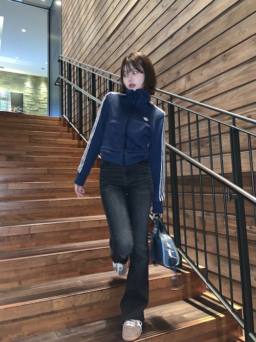 アディダス 青紺 ファイヤーバード トラックジャケット 女性2XL ジャージ上着 アディダス 青紺 ファイヤーバード トラックジャケット 女性2XL