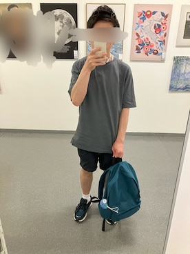 「UNIQLO（ユニクロ）のアイテム（Tシャツ/カットソー、グレー系）」を使った、FRさん（メンズ・159cm）の夏コーディネート