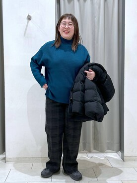 「ウツクシルエット_GLOBAL WORK」｜「アイテム（ダウンジャケット/コート）」を使った、たけちゃんさん（レディース・162cm）の冬コーディネート