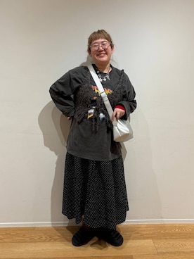 「GLOBAL WORK（グローバルワーク）の2WAYテープヤーンビスチェ/642824（ベスト、グレー系）」を使った、たけちゃんさん（レディース・161cm）の冬コーディネート