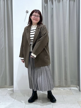 「アイテム（チェスターコート）」を使った、たけちゃんさん（レディース・162cm・30代）の秋コーディネート
