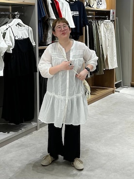 「アイテム（その他トップス）」を使った、たけちゃんさん（レディース・162cm）の春コーディネート