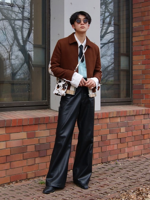 新作ウエア美品❗️ soerte レザーセットアップ 完売品