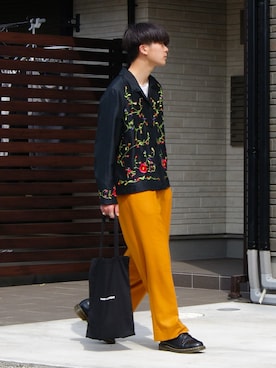 「SAINT LAURENT PARIS（サンローランパリ）のアイテム（バッグ）」を使った、Takeru.さん（メンズ・177cm）の春コーディネート
