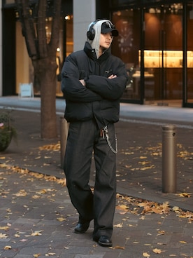 「KAMIYA（カミヤ）のアイテム（ウォレットチェーン）」を使った、Takeru.さん（メンズ・180cm）の冬コーディネート