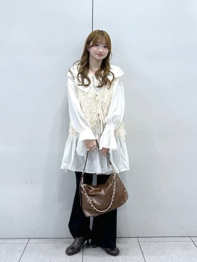 「LOWRYS FARM（ローリーズファーム）のチェーンツキ２ＷＡＹショルダー　634539（ショルダーバッグ、ブラウン系）」を使った、Chihiroさん（レディース・149cm）の春コーディネート