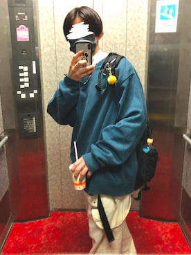 「タートルネック」｜「アイテム（サロペット/オーバーオール）」を使った、あおりんごさん（メンズ・163cm）の冬コーディネート