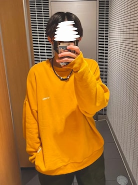 「マスタード」｜「アイテム（スウェット）」を使った、あおりんごさん（メンズ・163cm）の冬コーディネート