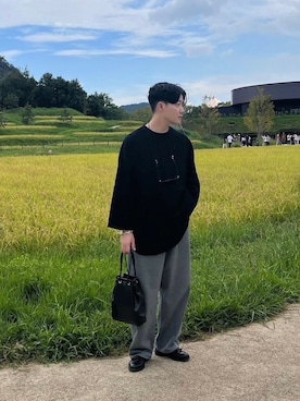 「Graphpaper（グラフペーパー）のアイテム（デニムパンツ）」を使った、Kai さん（メンズ・177cm）の秋コーディネート
