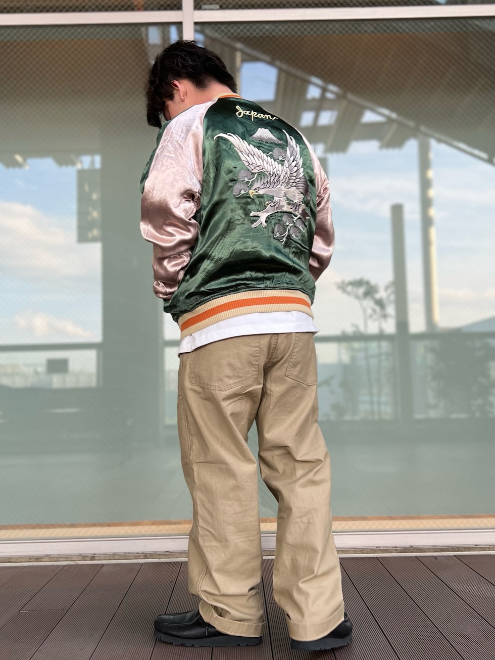 韓国☆定番人気☆スカジャン！合わせやすさ抜群！メンズ スカジャンコーデ」のメンズ人気ファッションコーディネート