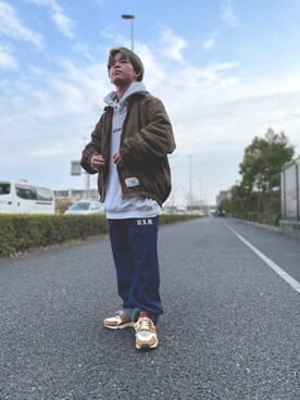 「AVIREX（アヴィレックス）のアイテム（ナイロンジャケット）」を使った、SHOYAさん（メンズ・163cm）の春コーディネート