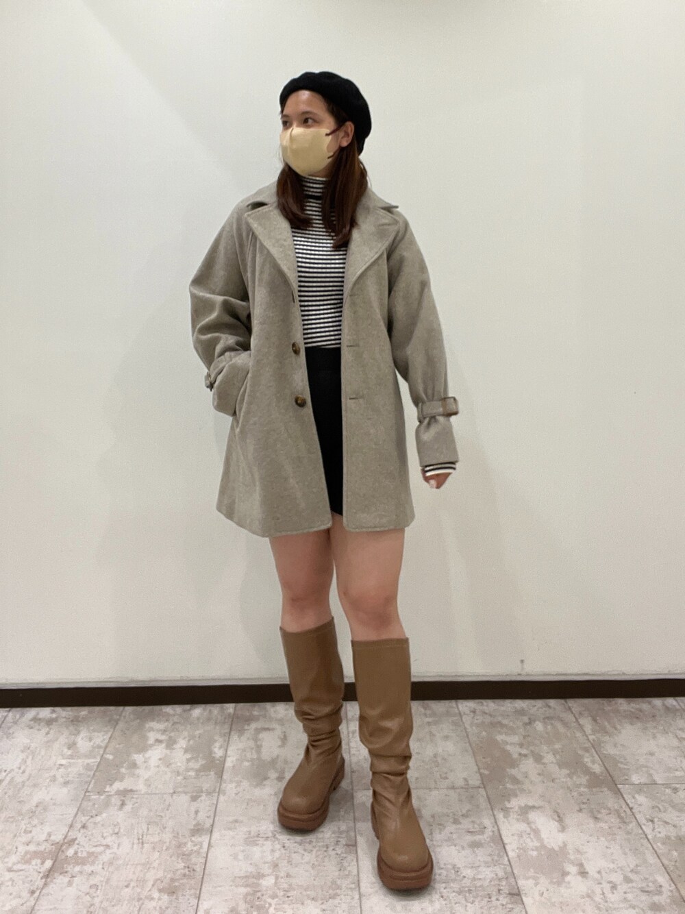 「秋コーデ、オトナ女子、秋色コーデ、休日スタイル、パンツコーデ、冬コーデ、ブーツ、アウター、高身長女子、ベージュ、ニット、大人かわいい、骨格ウェーブ、骨格診断ウェーブ」｜「OLIVE des OLIVEのタートルネック刺繍リブニット（ニット/セーター、その他）」を使った、やまちろさん（レディース・160cm）の秋コーディネートの1枚目の写真