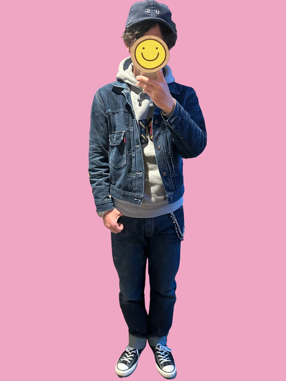 「春のNewスタイル、アメカジ、アメカジコーデ、キャップ、デニム、デニムジャケット、デニムパンツ、Levi's、リーバイス、デニデニ、パーカー、ポロラルフローレン、Ralph Lauren、コンバース、春服コーデ」｜「CONVERSE ALL STARのALL STAR US OX / オールスター　ＵＳ　ＯＸ（スニーカー、ブラック系）」を使った、ワン🐶太郎 さん（メンズ・170cm）の春コーディネートの1枚目の写真