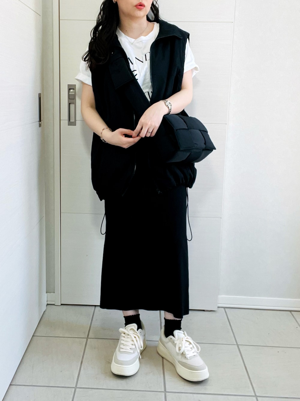 新作⭐︎ZARA ベルト テクスチャー ベスト XS ブラック ゴールドボタン お気に入りの @zara ベストを着回し3CODE！！🩷 お揃い報告も