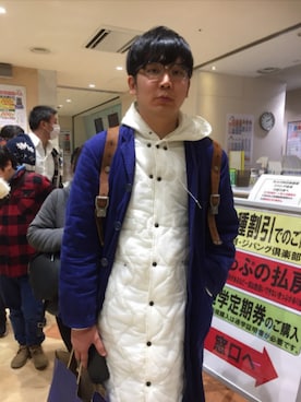 「VINTAGE（ヴィンテージ）のアイテム（ジャケット/アウター、ブルー系）」を使った、あらたさん（メンズ・174cm）の春コーディネート