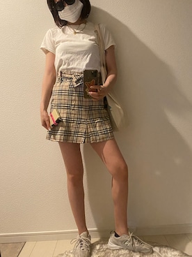 「BURBERRY（バーバリー）のアイテム（スカート、ベージュ系）」を使った、さなKoreaさん（レディース・156cm）の夏コーディネート