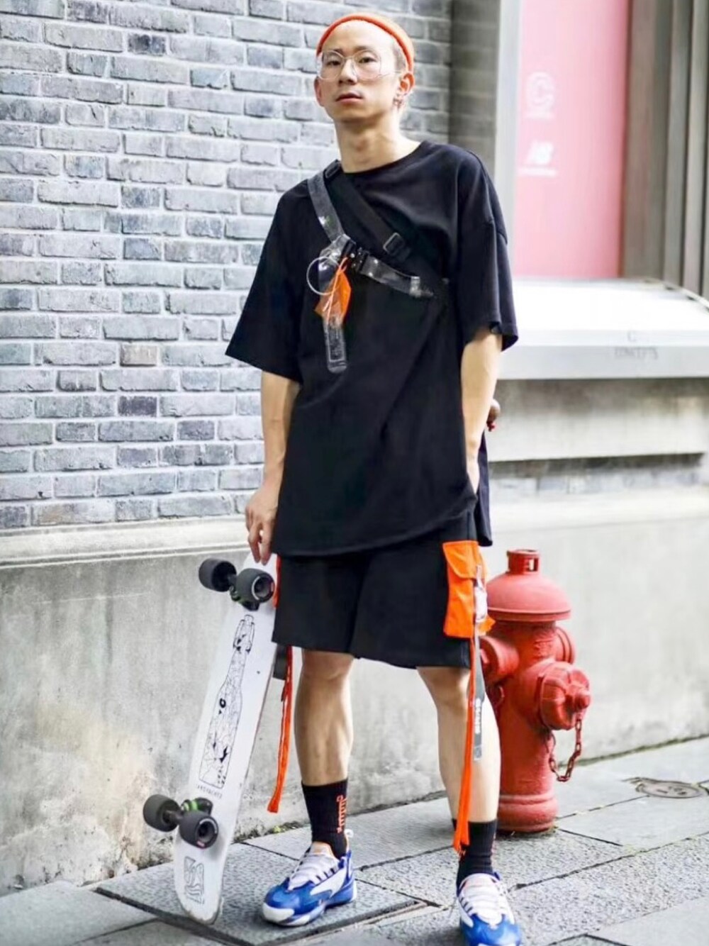 「ootd」｜「NIKEのアイテム（シューズ、ブルー系）」を使った、秦然さん（メンズ・175cm）の夏コーディネートの1枚目の写真