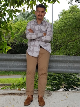 「CARMINA（カルミナ）のアイテム」を使った、Zaidi Rudyさん（メンズ・170cm）の冬コーディネート