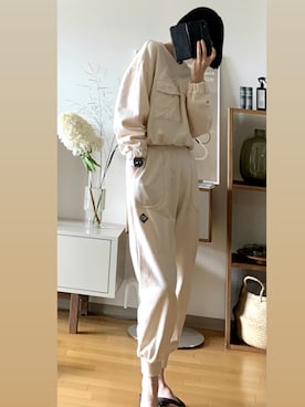 「アイテム（スウェット、ゴールド系）」を使った、minako_1027さん（レディース・170cm）の秋コーディネート