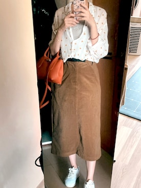 「Bershka（ベルシュカ）のアイテム（シャツ/ブラウス）」を使った、ウェイツさん（レディース・163cm）の秋コーディネート