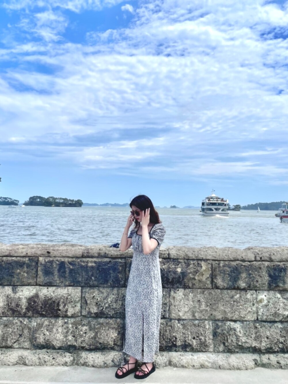 「夏コーデ、ワンピース、お祭り」｜「archivesの花柄パイピングスリットワンピース（ワンピース、ホワイト系）」を使った、solllluさん（レディース・164cm）の夏コーディネートの1枚目の写真