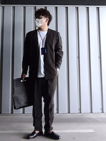 ADAM ET ROPE'（アダムエロペ）の「ノーカラージャケット＆イージー