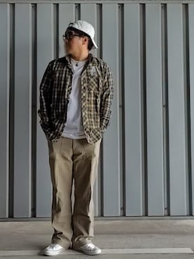 「アイテム（スニーカー）」を使った、pianojaccさん（メンズ・172cm）の秋コーディネート