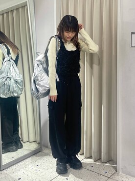 「アイテム（バックパック/リュック、シルバー系）」を使った、yuicoさん（レディース・157cm）の冬コーディネート