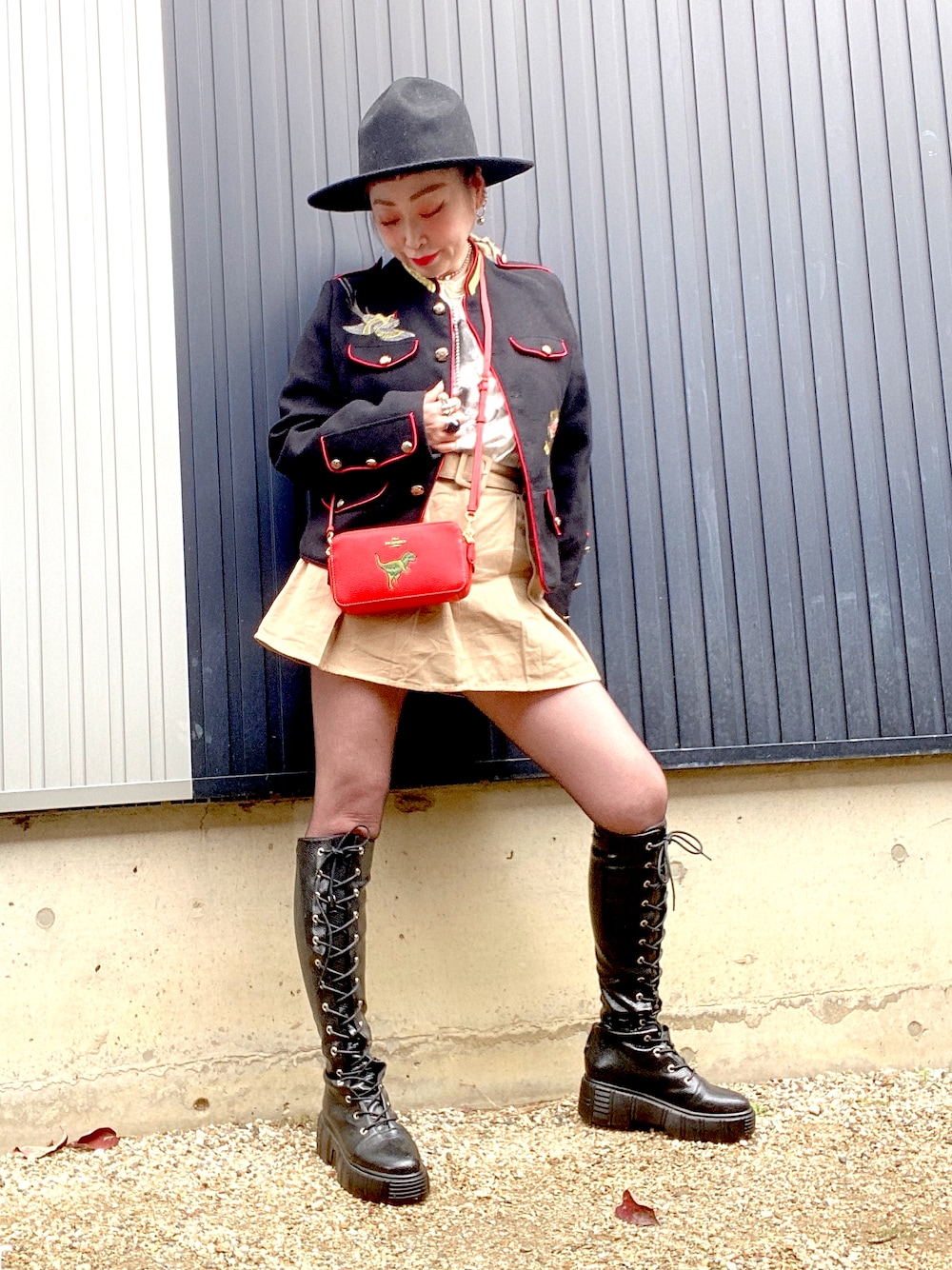 「お出かけコーデ、休日スタイル、秋コーデ、ハット、古着MIX、ZARA、jouetie、x-girl、COACH」｜「COLONY 2139のアイテム（ハット、ブラック系）」を使った、RYOKOさん（レディース・151cm）の秋コーディネートの1枚目の写真