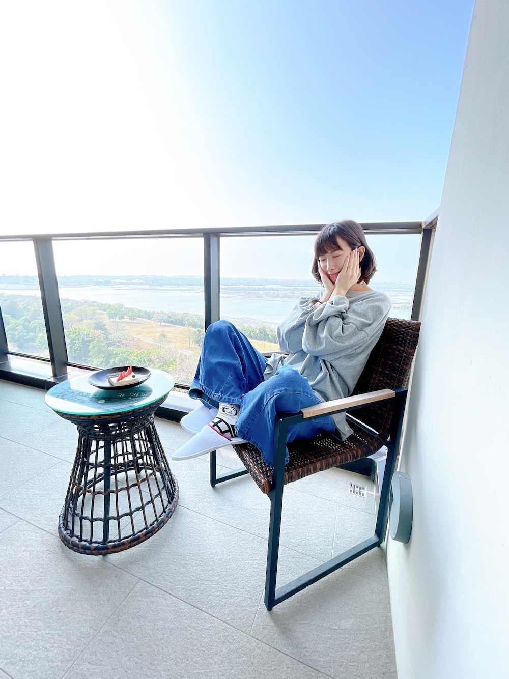 「girl、travel、Sunnyday」｜「無のアイテム（トップス、その他）」を使った、Hanさん（レディース・164cm）の冬コーディネートの1枚目の写真