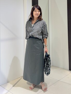 「UNTITLED（アンタイトル）のシアーチェックシャツブラウス（シャツ/ブラウス、ブラック系）」を使った、wostomoさん（レディース）の夏コーディネート