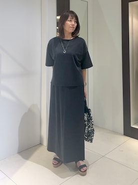 「UNTITLED（アンタイトル）の【セットアップ可/接触冷感】ヴィンテージライクプルオーバー（Tシャツ/カットソー、ブラック系）」を使った、wostomoさん（レディース）の夏コーディネート