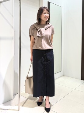 「UNTITLED（アンタイトル）の【古畑星夏さん着用/9色展開/アンサンブル可】コットンクルーネックカーディガン（カーディガン/ボレロ、ブラウン系）」を使った、wostomoさん（レディース）の春コーディネート