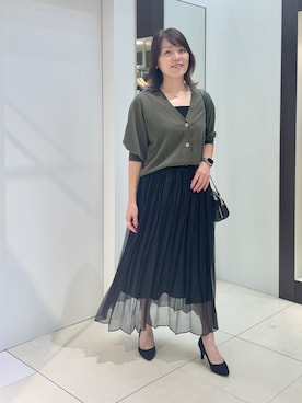 「UNTITLED（アンタイトル）の【アンサンブル可/シアー】リネンエステルカーディガン（カーディガン/ボレロ、グリーン系）」を使った、wostomoさん（レディース）の夏コーディネート