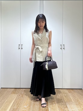 「NATURAL BEAUTY BASIC（ナチュラルビューティーベーシック）のベルテッドジレ（ベスト、ベージュ系）」を使った、kannaさん（レディース・157cm）の夏コーディネート